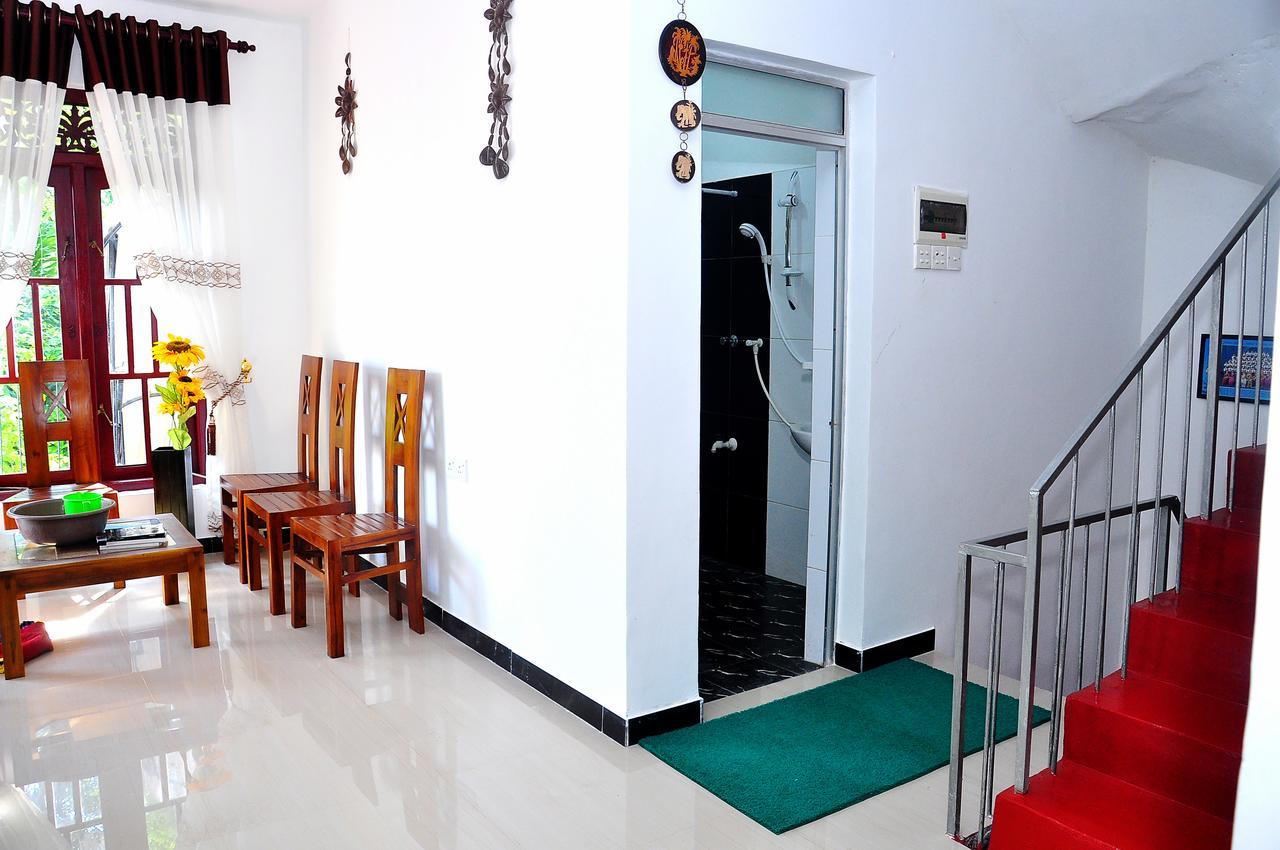 Little Swan Guest House Bentota Exterior photo