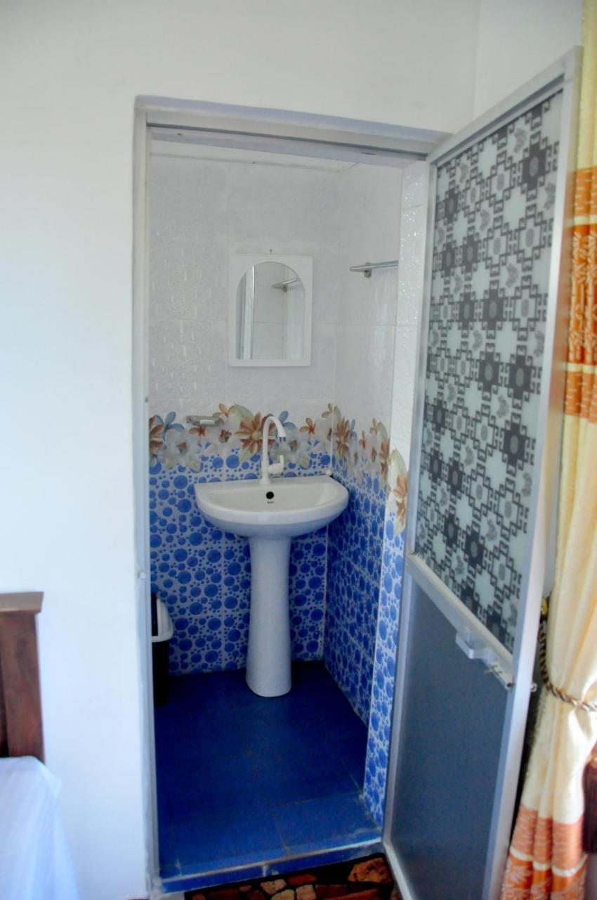Little Swan Guest House Bentota Exterior photo